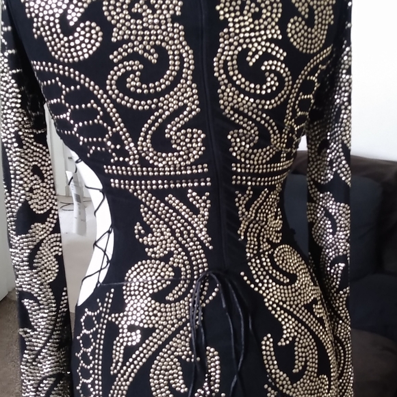 Dress - Picture 7 of 11